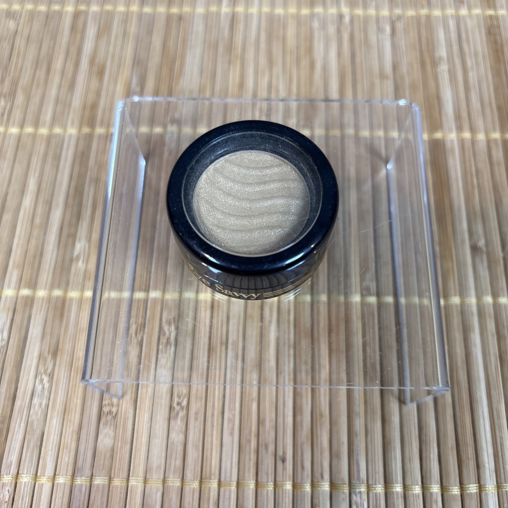 savvy Eye Shadow~#249 Brushed‎ Gold~.08 oz~Rare